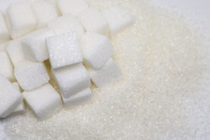 Erythritol & Other Sugar Alcohols: A Common Ingredient With a Side Effect You Probably Didn’t Know About