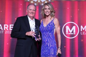 Dr. Jeffrey Bland Honored With the 2023 Mindshare Leadership Summit Pinnacle Award
